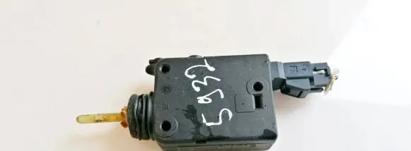 Opel Zafira A Central locking motor 90589918 605420