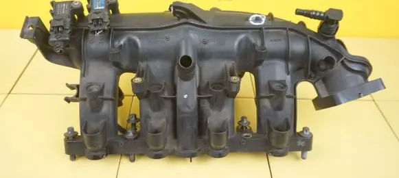 Opel Astra J Intake manifold 55573170 A14NET