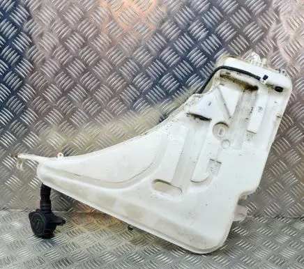 BMW 4 F32 F33 Windshield washer fluid reservoir/tank 7241679