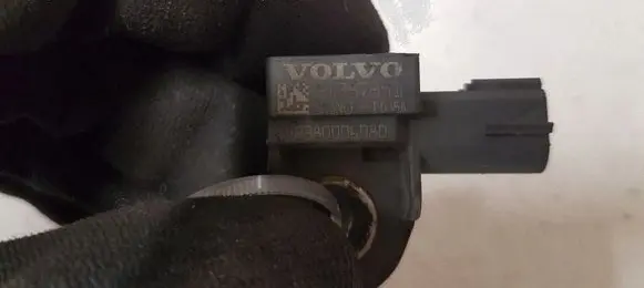 Volvo V40 Airbag deployment crash/impact sensor 31387891