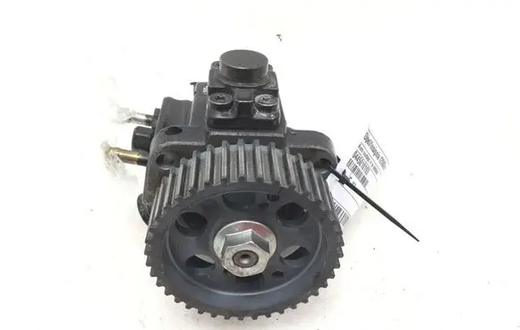Opel Insignia A Fuel injection high pressure pump 0445010193