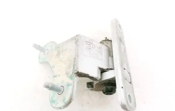 Mercedes-Benz C AMG W204 Rear door lower hinge