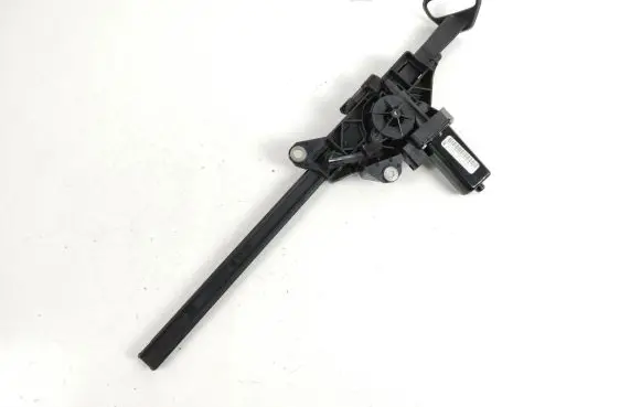 Mercedes-Benz E C207 W207 Seat belt adjustment motor A2078600282 306035299AC 072EC4G11H