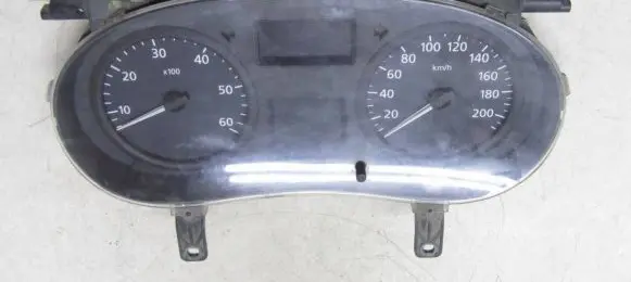 Renault Trafic II (X83) Speedometer (instrument cluster) 8200390132