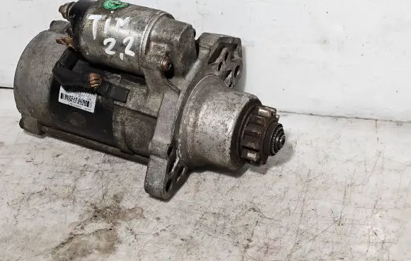 Nissan Almera N16 Starter motor 23300WD001