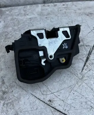 BMW X6 E71 Rear door lock 7318413