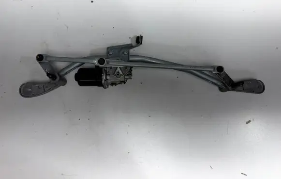 BMW 4 G22 G23 G24 G26 Front wiper linkage and motor 7427901