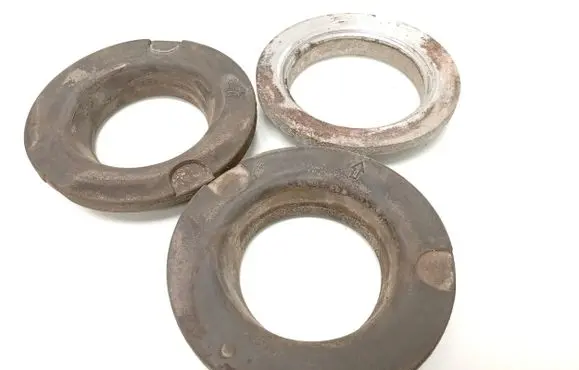 Nissan Pathfinder R51 Rear coil spring rubber mount 100479
