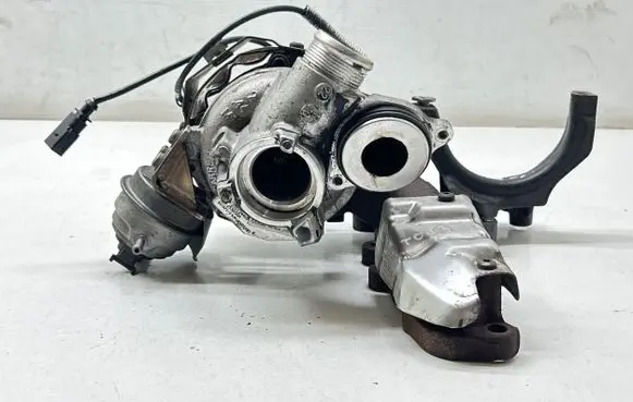 Volkswagen Touran III Turbo 04L253020A 9476712 GTD1244V2