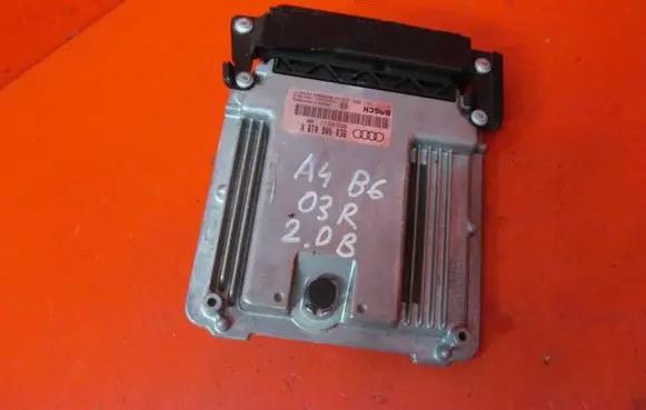 Audi A4 S4 B6 8E 8H Engine control unit/module 8E0906018K