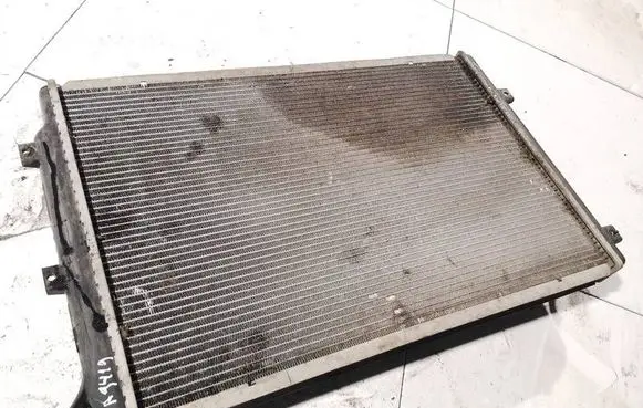 Skoda Octavia Mk2 (1Z) Coolant radiator