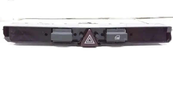Opel Astra H Hazard light switch 03758075 13100150