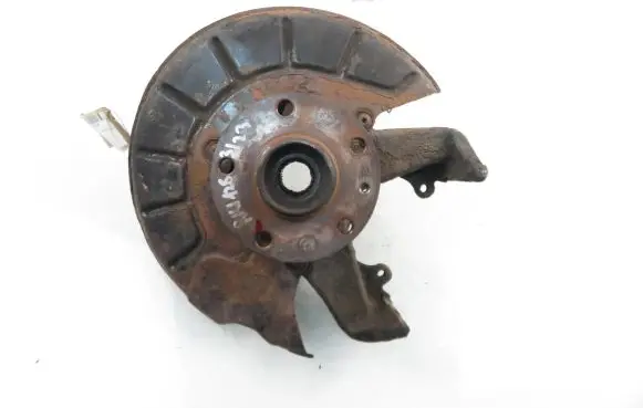 Skoda Octavia Mk2 (1Z) Front wheel hub spindle knuckle