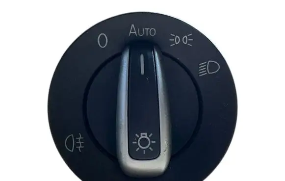 Volkswagen PASSAT B7 Light switch 3C8941431