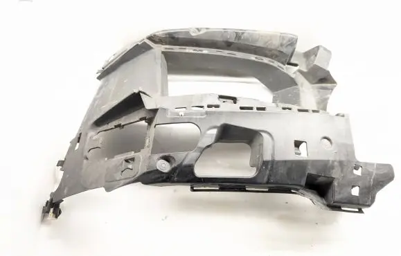 BMW 5 G30 G31 Front bumper mounting bracket 8064977