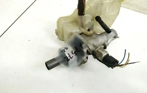 Peugeot 1007 Master brake cylinder 32067093K