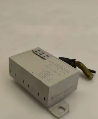 Audi A4 S4 B5 8D Immobilizer control unit/module 4A0953234 G750491E 7604950123