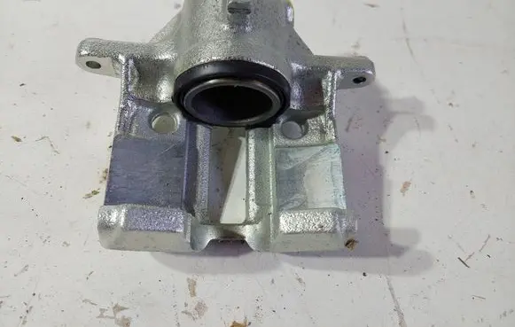 Citroen Berlingo Front brake caliper 441070