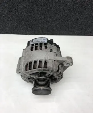 Opel Insignia A Generator/alternator 13502582