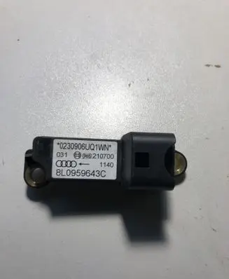 Audi A3 S3 8L Airbag deployment crash/impact sensor 8L0959643C
