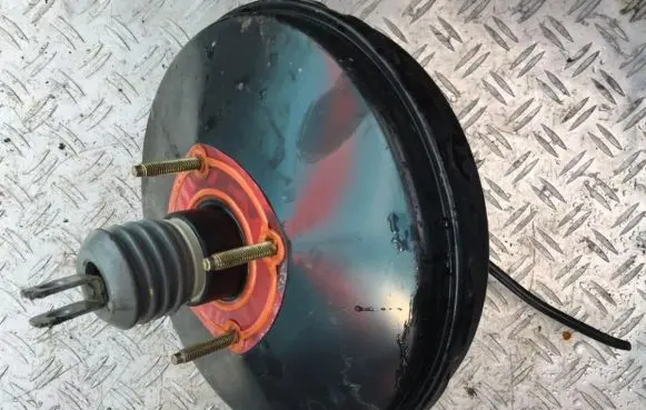 Ford Focus Brake booster 98AB2B195CH