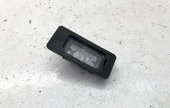 BMW 2 Active Tourer U06 Number plate light 9481841