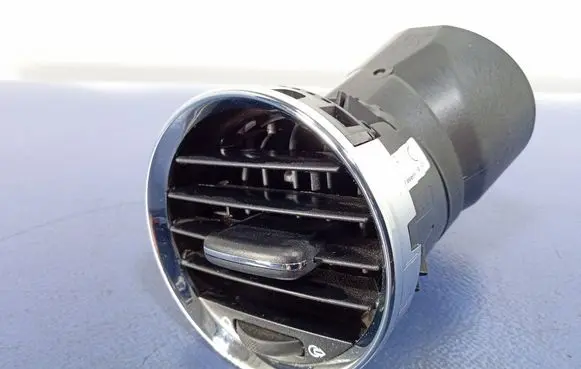 Peugeot 308 Dashboard side air vent grill/cover trim 9655994277