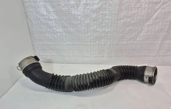 Mercedes-Benz B W246 W242 Intercooler hose/pipe 1051496S02 27072012 220641