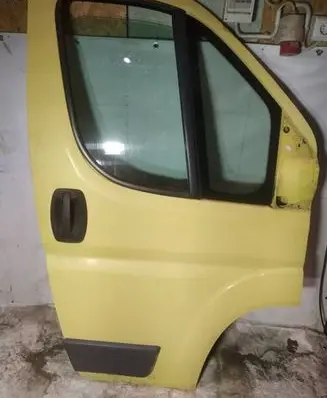 Peugeot Boxer Front door geltonos