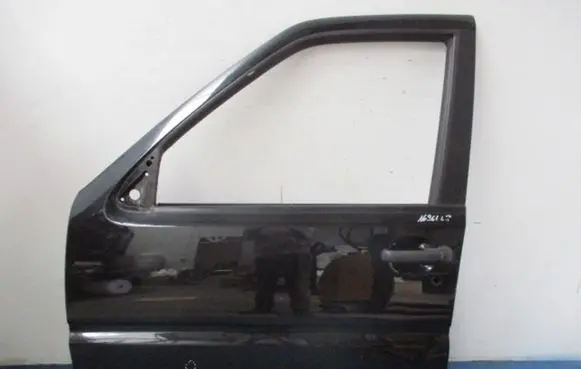 Nissan Terrano Front door