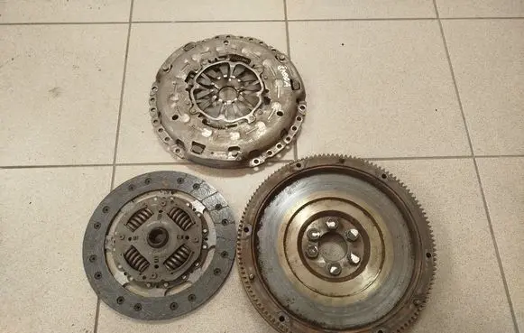 Skoda Octavia Mk3 (5E) Clutch set kit 123062510