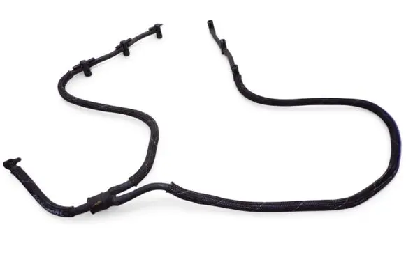 Volkswagen Touareg II Engine coolant pipe/hose 058210A8