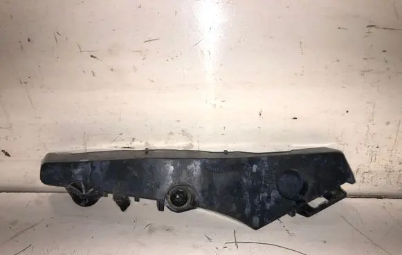 Toyota Avensis T270 Front bumper mounting bracket 5257805030