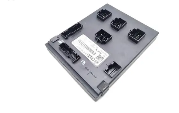 Audi A5 8T 8F Comfort/convenience module 8K0907063P F005V00851