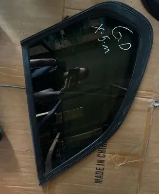 BMW X5M F85 Rear side window
