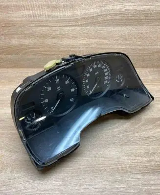 Opel Zafira A Speedometer (instrument cluster) 24461749JB 110080208
