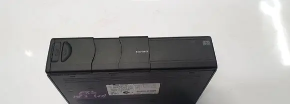BMW X3 E83 CD/DVD changer 9112761