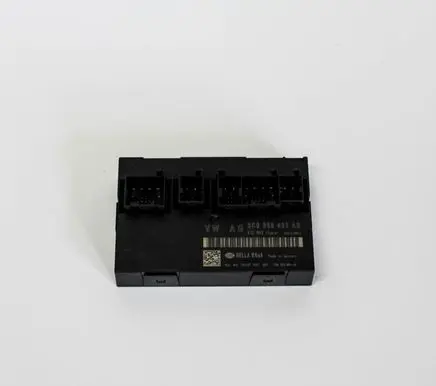 Volkswagen PASSAT B6 Central body control module 3C0959433AB