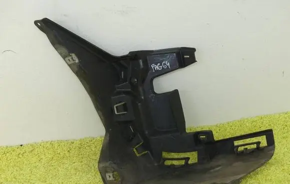 BMW 1 F20 F21 Front bumper mounting bracket 8060299 51118060299