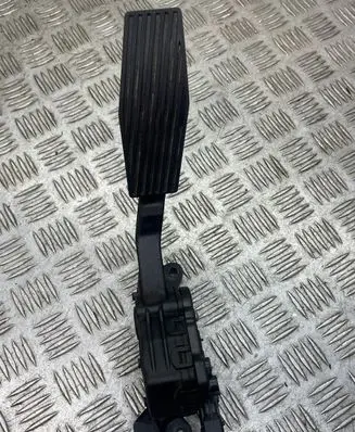 Saab 9-3 Ver2 Accelerator throttle pedal 6PV00832200 9186724