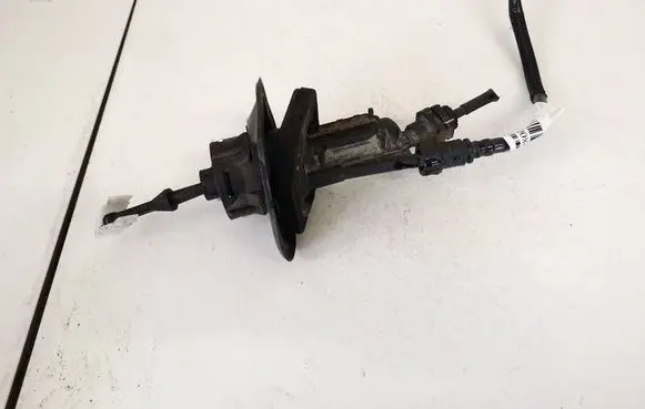 Mazda 5 Clutch master cylinder 