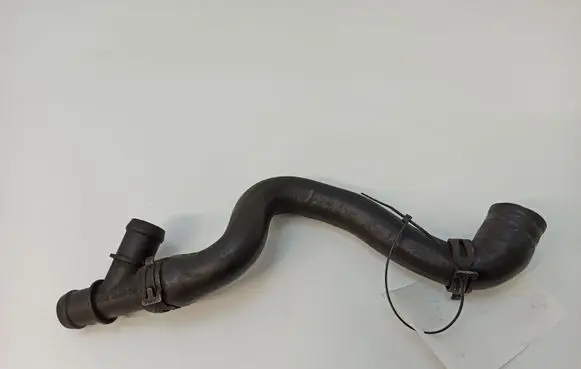 Mercedes-Benz C W203 Engine coolant pipe/hose A2038306096