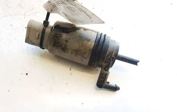 BMW 5 E60 E61 Windscreen/windshield washer pump 67126934159 23557610