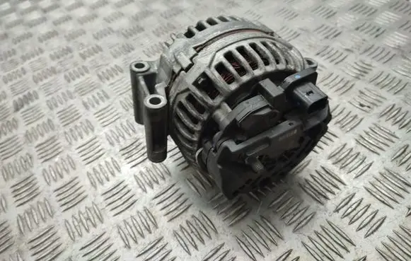 Audi A5 8T 8F Generator/alternator 06H903016L