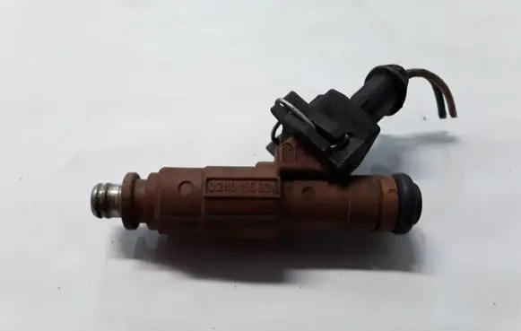 Volvo XC90 Fuel injector 0280155831 9186340