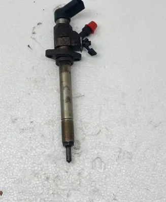 Fuel injector