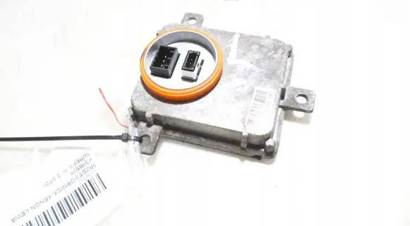 Skoda Superb B8 (3V) Voltage converter/converter module 