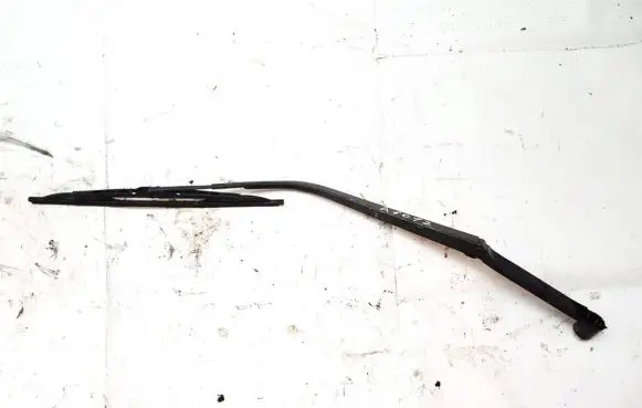Mitsubishi Lancer X Front wiper blade arm