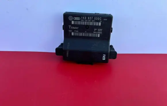 Volkswagen Golf V Gateway control module 1K0907530C