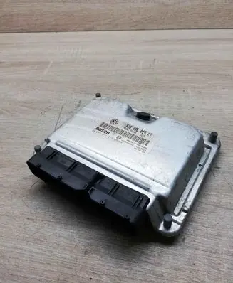 Skoda Fabia Mk1 (6Y) Engine control unit/module ECU 038906019KT 0281011219
